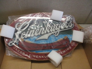lot 11 image: Leinenkugel Beer Sign