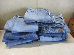 lot 39 image: Good Used Work Jeans Waist Size 40