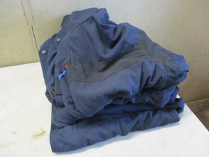 lot 56 image: Work Light Jackets