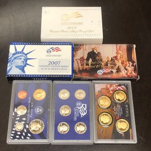 lot 3 image: 2007 U.S. Mint Proof Set Ten Of Fo...