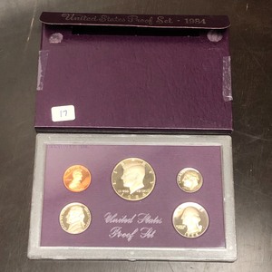 lot 17 image: 1984 U.S. Proof Set ...