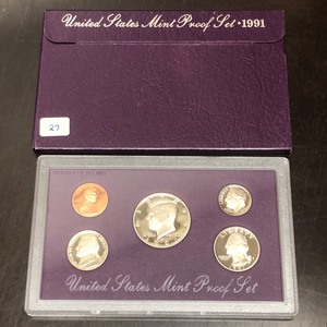 lot 27 image: 1981 U.S. Proof Set ...