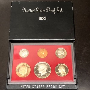 lot 30 image: 1982 U.S. Proof Set ...