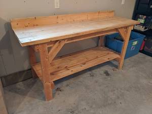 lot 70 image: Pine Work Bench