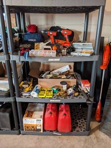 lot 75 image: Contents of Shelves 15, 16, and 17