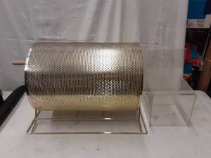 lot 18 image: Raffle Barrel & Box