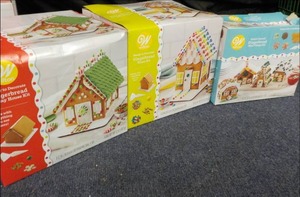 lot 49 image: Set of 3 Gingerhouse Kits...