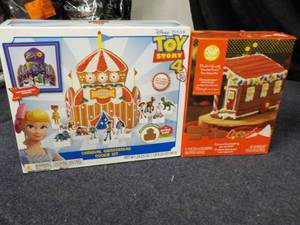 lot 65 image: Toy Story Gingerbread House Kit and...