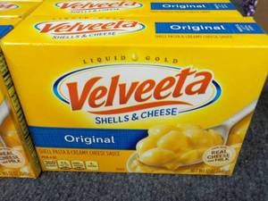 lot 167 image: Lot of 12 - 12 Velveeta Shells and ...