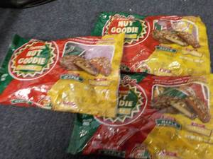 lot 201 image: 3 - 9 oz bags Pearsons Nut Goodies...