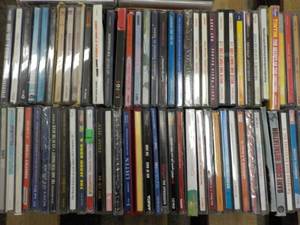 lot 214 image: 80 CDs...