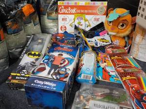 lot 226 image: Toys...