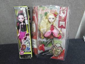 lot 162 image: 1 Monster High & 1 Ever After High ...