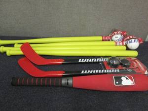 lot 182 image: Wiffle Balls & Bats, Junior Hockey ...