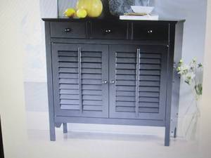 lot 61 image: Shuttered Console open box Retail $...