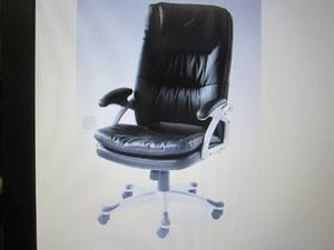 lot 69 image: Executive Office Chair open box Ret...
