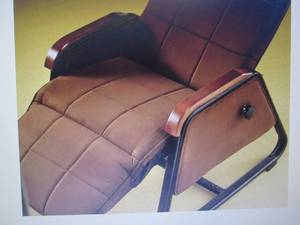 lot 76 image: Zero Gravity Chair open box Retail ...