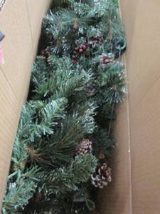 lot 115 image: Pre-lit Garland open box Retail $89...