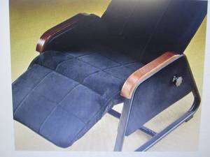 lot 137 image: Zero Gravity Chair open box Retail ...