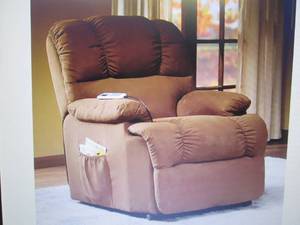 lot 140 image: Lift Chair with Massage open box Re...