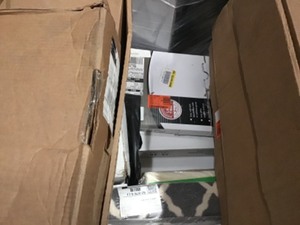 lot 13 image: Pallet with assorted flooring goods - Carpet tiles, vinyl flooring, rugs, and more