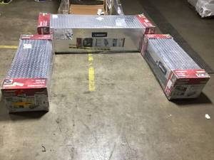 lot 48 image: Husky  truck box 3 pcs set not used