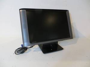 lot 25 image: Compaq 19 LCD Color Monitor