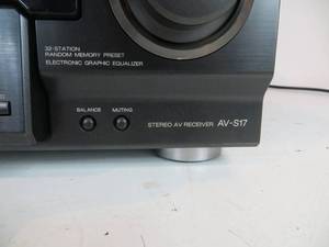 lot 31 image: Aiwa Stereo AV Receiver AV-S17