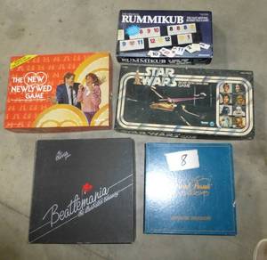 5 vintage board games, Trivial Purs...