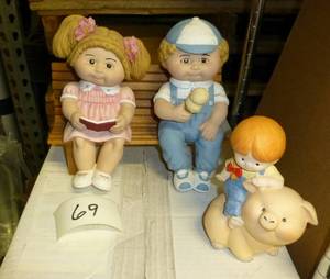 a very cute ceramic chubby cheek bo...