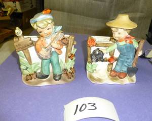 Two vintage planters...