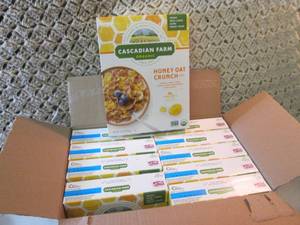 lot 257 image: Case of 10 Boxes Organic Honey Oats...