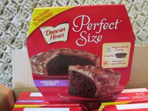 lot 288 image: Case of Duncan Hines Perfect Size C...
