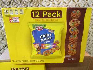 lot 296 image: Case of 4 Boxes of Chips Deluxe Min...