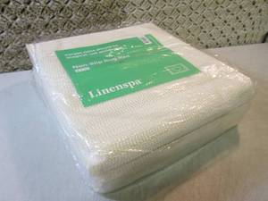 lot 19 image: 8 ft x 10 ft Rubberized Non-Slip Ar...