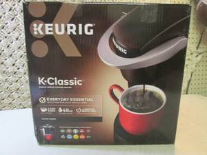 lot 31 image: Keurig Classic K50 Single Serve Cof...