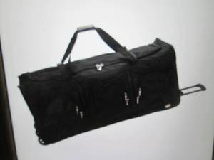 lot 53 image: Rockland Voyager 40 Rolling Duffle...