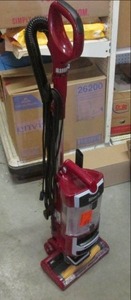 lot 99 image: Shark Lift-Away Zero-M Cleaner Head...