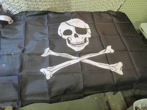 lot 117 image: 3 ft x 5 ft Skull & Cross Bones Fla...