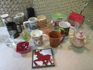 lot 193 image: Lot of Misc See Photos  RM4...