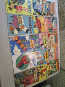 lot 194 image: Assorted Vintage Comic Books  RM1...