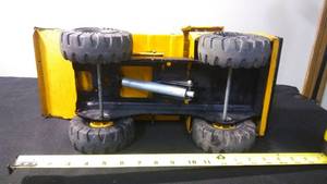 lot 49 image: Tonka Mighty Dump Truck