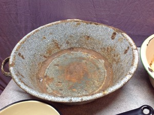 Porcelain Bowls & Pots