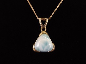 lot 3 image: .925 Sterling Silver Larimar Triangle Cabochon Pendant Necklace