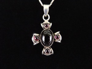 lot 22 image: .925 Sterling Silver Garnet Cabochon Cross Pendant Necklace
