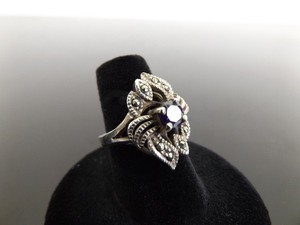 lot 61 image: .925 Sterling Silver Art Nouveau Faceted Amethyst Crystal Ring Size 6.5