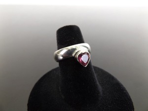 lot 65 image: .925 Sterling Silver Heart Cut Amethyst Ring Size 5.5