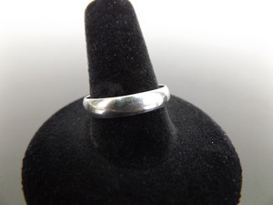 lot 75 image: .925 Sterling Silver Band Ring Size 10.25