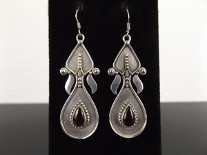 lot 91 image: .925 Sterling Silver Amethyst Tribal Hook Dangle Earrings