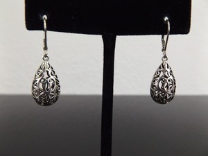 lot 95 image: .925 Sterling Silver Scrolled Hook Clasp Dangle Earrings